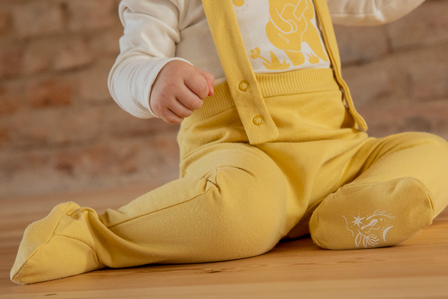 How Should Babies Be Dressed at Night?